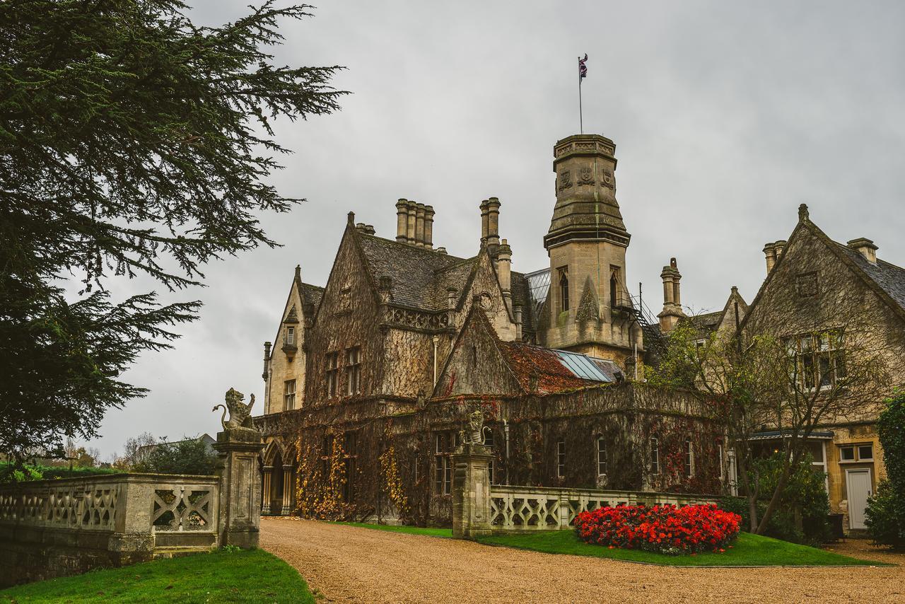 Manor By The Lake Cheltenham Exterior photo